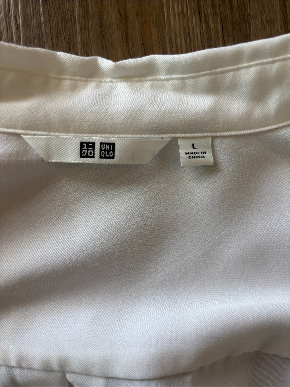 Uniqlo White Rayon Long Sleeve Blouse (large) - Picture 2 of 9